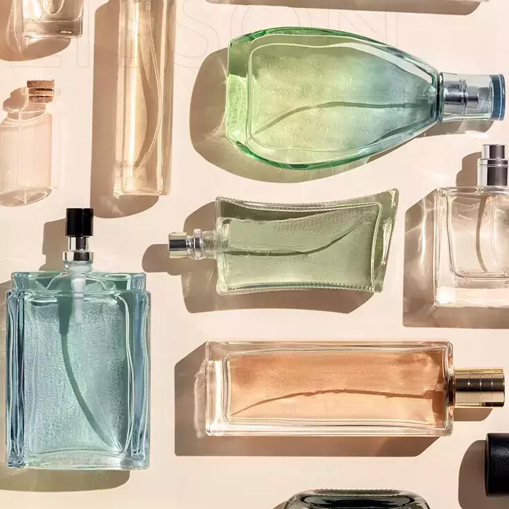 Test di compatibilità nelle formule per la cura della pelle con confezioni in vetro